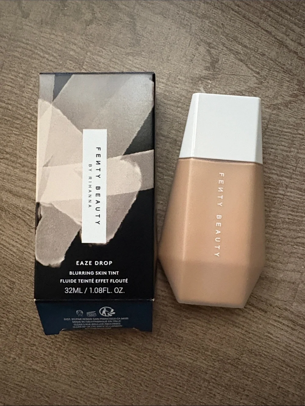 Fenty Beauty Eaze Drop Blurring Skin Tint - Beige